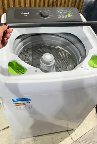 MÁQUINA CÔNSUL 15 KG NOVO MODELO NOVA NO PLÁSTICO ?