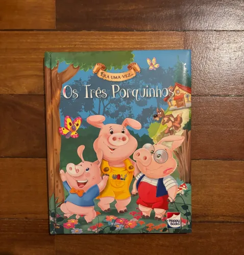 Livro três porquinhos capa dura