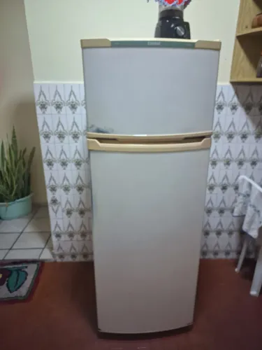 Vendo geladeira