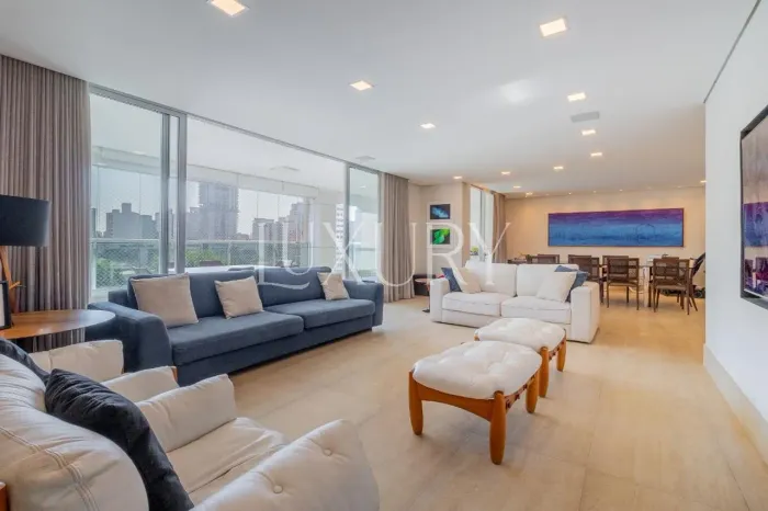Apartamento de Altíssimo Padrão à Venda em Perdizes - 4 suítes - 4 vagas - Um Verdadeiro C
