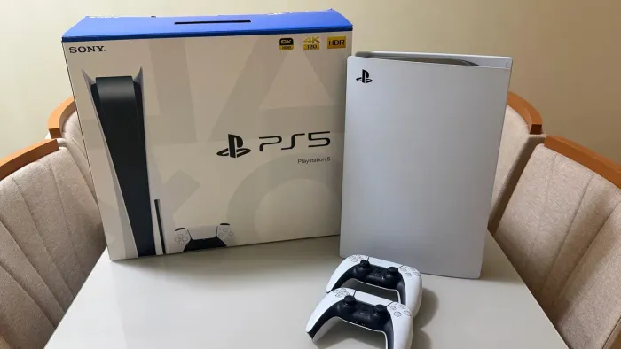 PlayStation 5 mídia física + digital 1TB 
