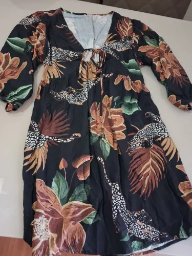 Vestido manga 3/4 tamanho G nunca usado