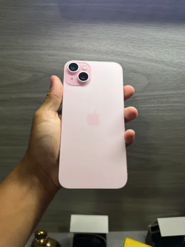 15 plus 256gb 84% 10x de 389,00 cartão