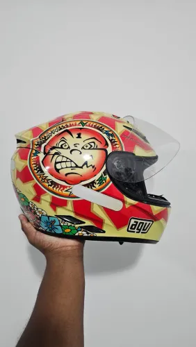 Vendo Capacete AGV 59/60