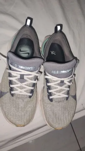 Tênis Nike invincible run 3