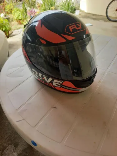 Capacete fly 56
