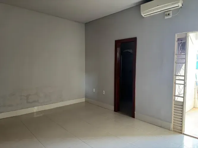 Aluga-se Barracão + Sobrado Completo