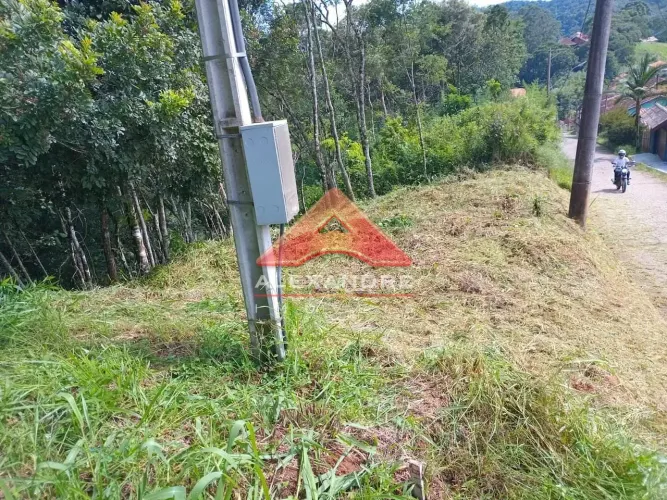 Terreno à venda, 692 m² por R$ 220.000,00 - Santo Antônio Do Pinhal - Santo Antônio do Pin