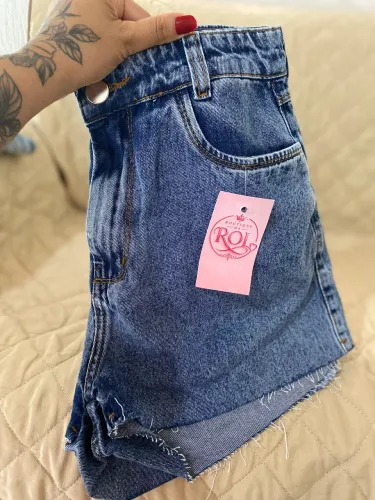 Short jeans DISPONÍVEL número 38/40