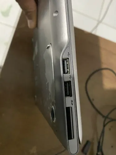 Notebook Samsung Para Ajeitar ou Retirar Peças
