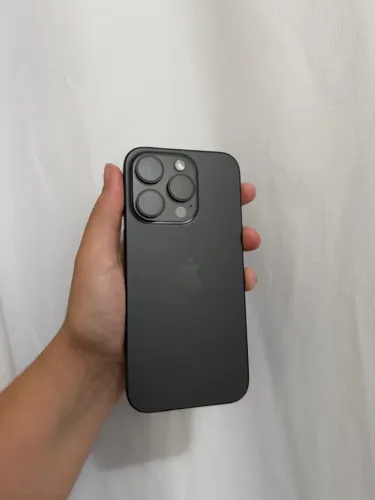 IPHONE 15 PRO IMPECÁVEL
