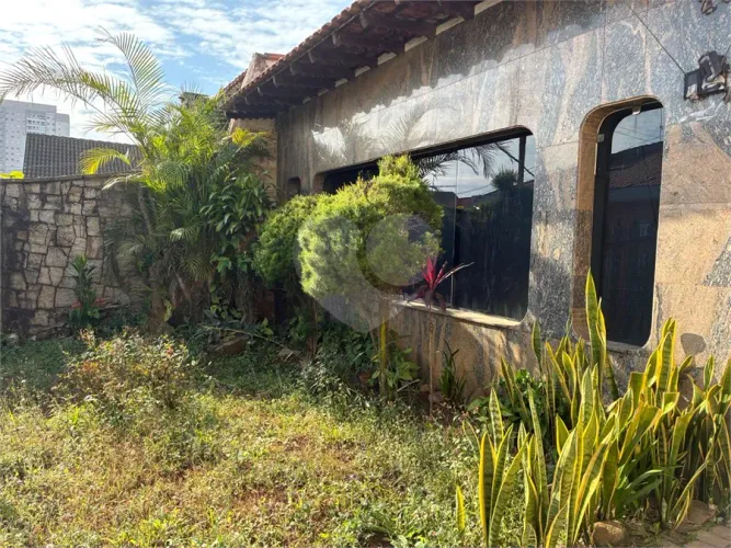 Casa à Venda na Vila Rosália 330m² de Espaço, Conforto e Lazer Completo!