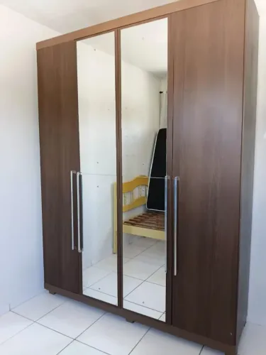 Guarda-Roupa Casal 100% MDF 4 Portas - Grande 2,40m x 1,80m