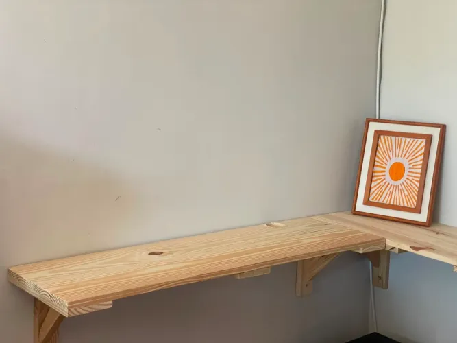 Mesa em L Suspensa 