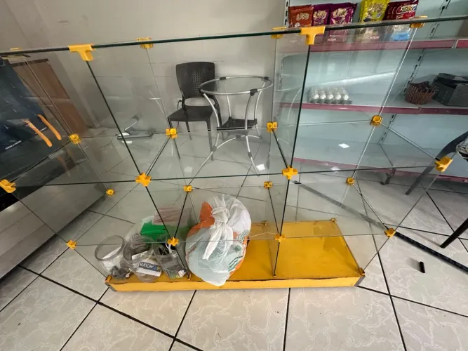 Vitrine 1,20 por 1,10