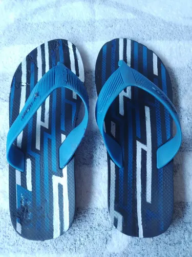 Chinelo Rider azul e preto tamanho 41 usado com marcas de uso