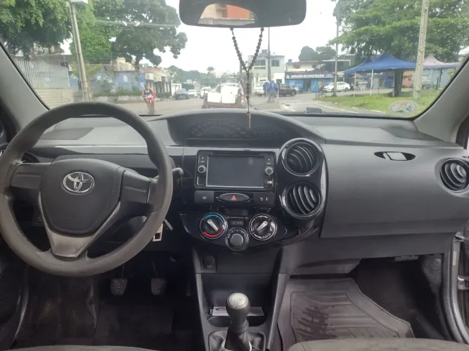Toyota Etios X Sedan 1.5 Flex 16V 4P Mec. 2016