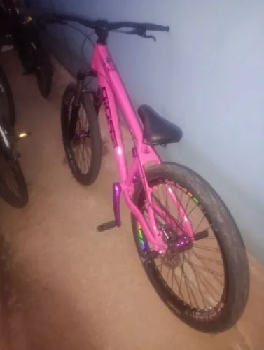Vende-se ou troco giorbr 4trix 1 mês de uso