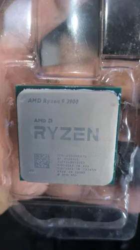 Processador AMD Ryzen 9 3900 12/24 Núcleos 