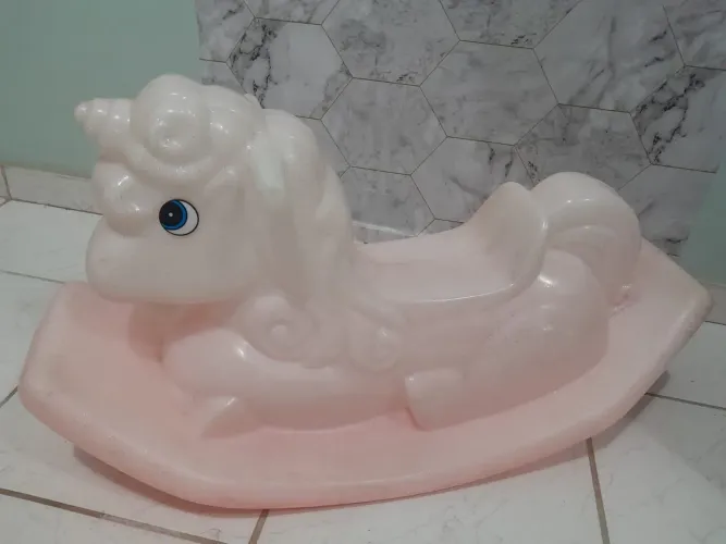 Cavalinho Gangorra infantil 