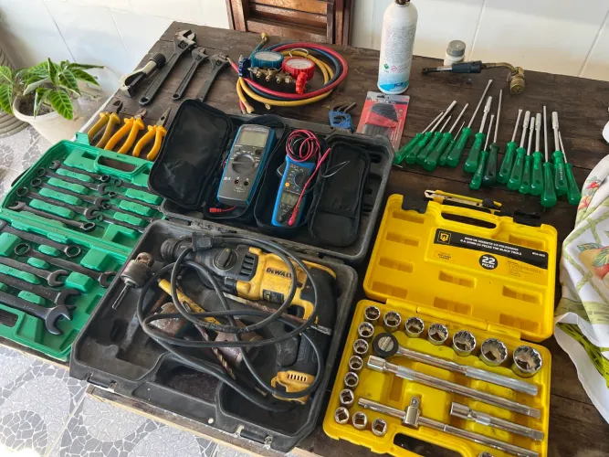 KIT DE FERRAMENTAS PARA REFRIGERAÇÃO 