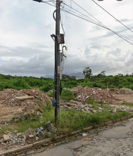 Terreno na Urucutuba 1 lote 12 por 33 de fundo