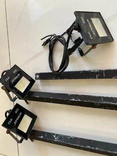 Vende 3 refletores Nitrolux 20W IP65