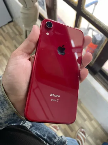 iPhone XR