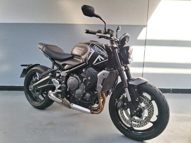 Triumph TRIDENT 660