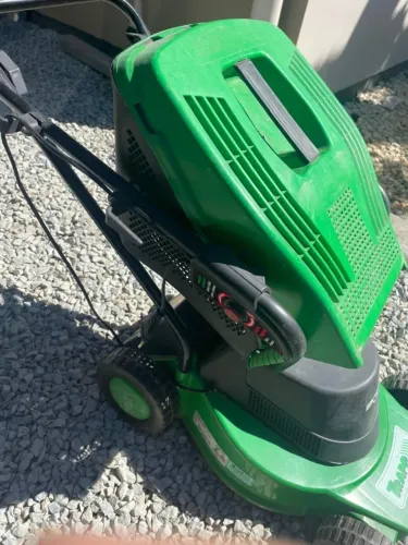 Máquina de cortar grama WN350 - 1100w