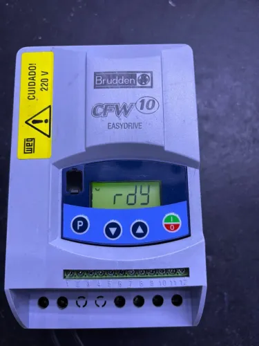 Inversor WEG CFW10 220V 12 bornes para esteira ergométrica