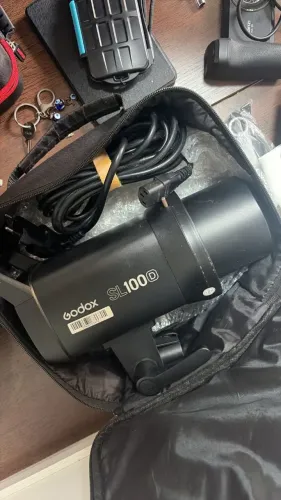 LED Bowens Godox SL100D