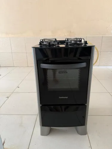 Fogao continental 4 bocas com mesa de vidro e forno