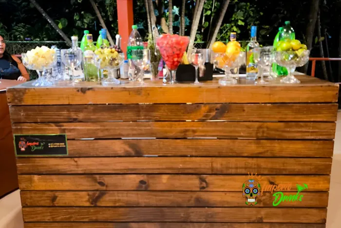 Open bar barman