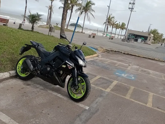Z1000 linda, impecável, oportunidade