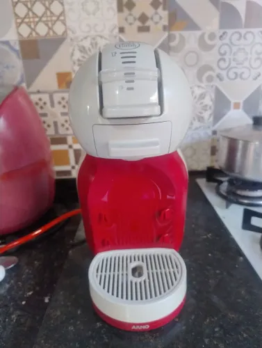 Vendo cafeteira eletrônica Dolce Gusto