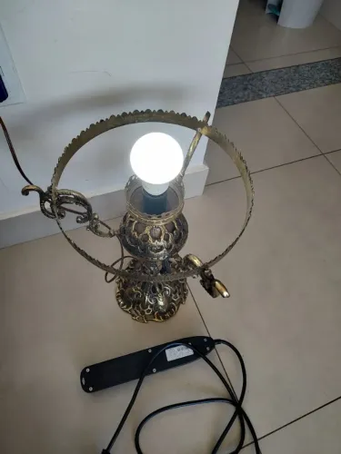 Base De Abajur Antigo Em Bronze Trabalhado - Relíquia Vintage