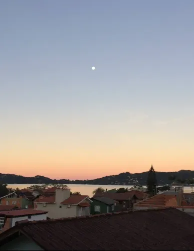 Apartamento para locação na Lagoa da Conceição