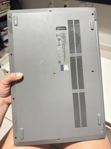 Vendo notebook Lenovo