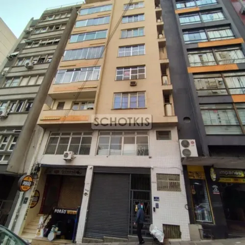 IMOBILIÁRIA SCHOTKIS ALUGA APARTAMENTO JK SEMIMOBILIADO, NA CEL. VICENTE PRÓXIMO A SANTA C