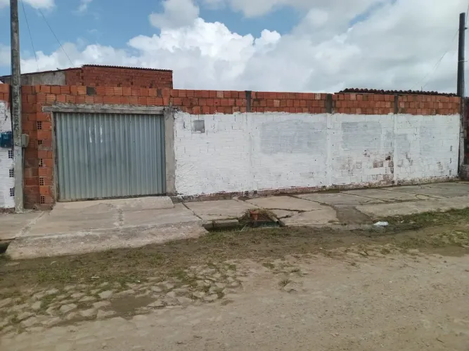 CASA A VENDA