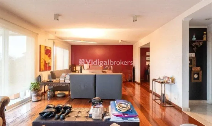 Viva com Elegância: Apartamento à Venda no Condomínio Les Jardins