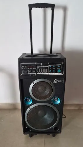 Caixa de Som Amplificada Lenoxx CA-316 com Rodinhas, Alça Retrátil e Microfone