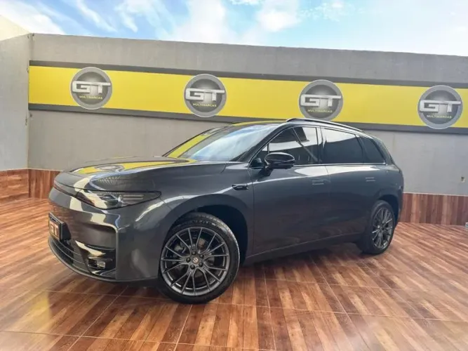 Leapmotor C10 REEV (Híbrido) 2026