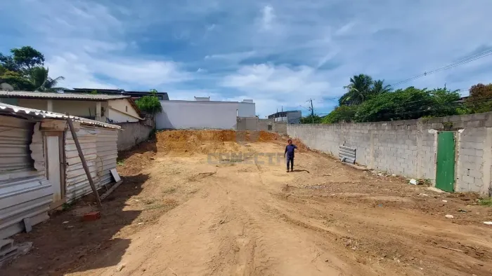 Terreno de 485m², murado, esquina, sol da manhã em Costa Dourada, Jacaraípe