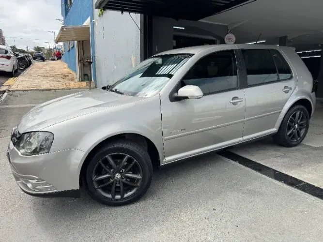 Volkswagen Golf Sportline 1.6 MI Total Flex 8V 4P 2011