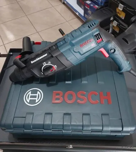 Martelete Rompendor Profissional 820w c/ 2.7Joule - Bosch(Loja/Novo)