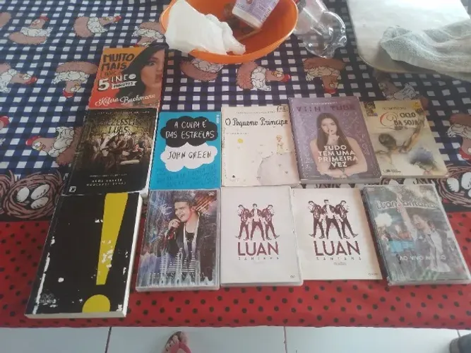 Livros e CDs 