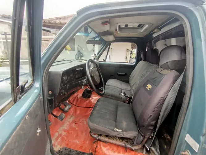 Chevrolet D-20 S / Luxe 3.9/4.0 Diesel 1991