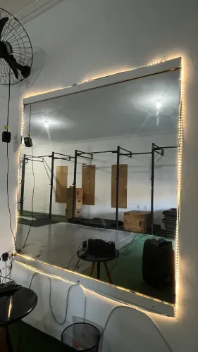 ESPELHO 1,5x1,5m